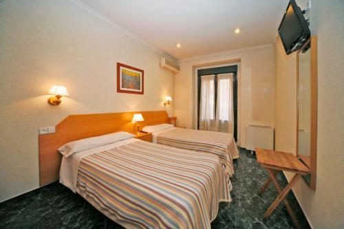 Hostal Prim Madrid Eksteriør bilde