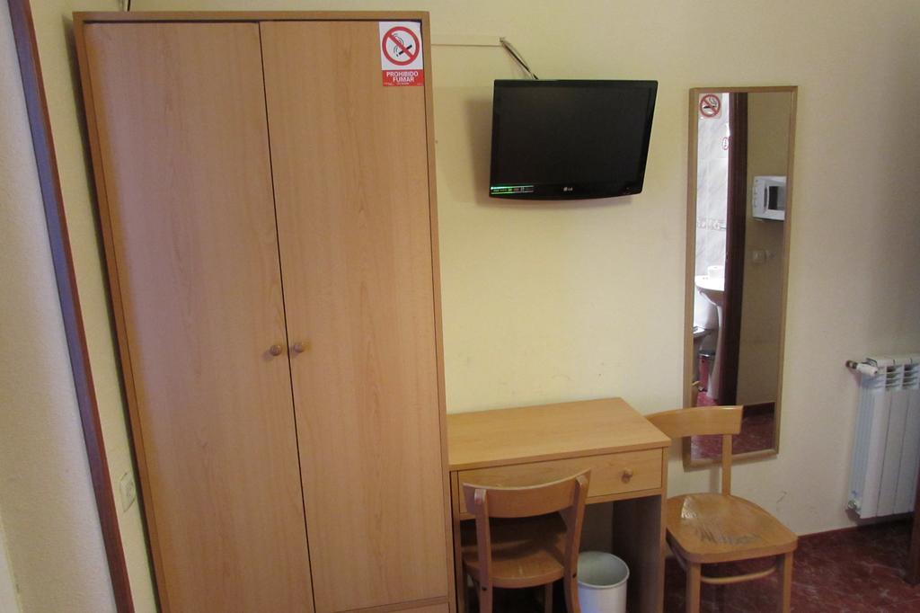 Hostal Prim Madrid Eksteriør bilde